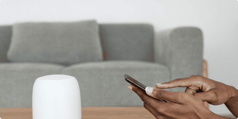 Découverte des fonctionnalités d'une enceinte connectée